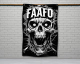 The image is a black and white advertisement for a product, likely a double-fold hem or a 2-meter-long fabric. The ad provides a size guide for the product, indicating that it is 56 inches long and 34.5 inches wide.