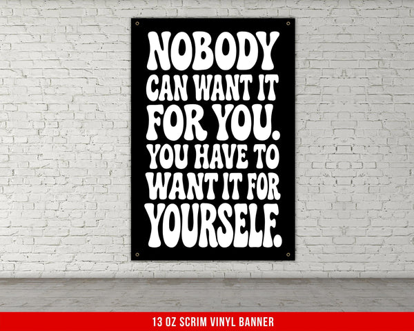 The image is a comparison of tapestry sizes, with a silhouette of a man standing next to the tapestry sizes.