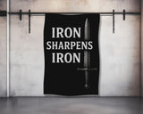 a comparison of banner sizes to scale, with a silhouette of a man standing next to the corresponding banner sizes.